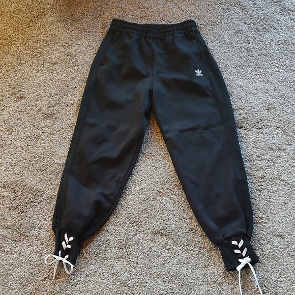 Adidas Womens Black Sweatpants with White Laces - Picture 1 of 7